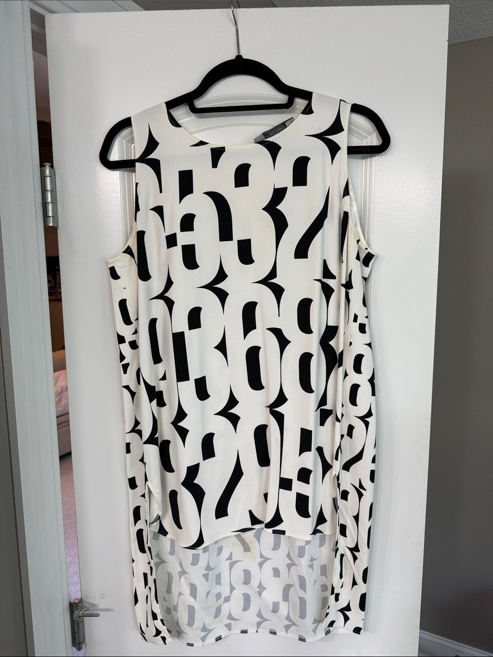 Sportmax Black & White Graphic Sleeveless Tunic Tank